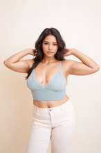 Load image into Gallery viewer, Plus size loop detail lace sage brami with comfortable fit.
