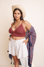 Load image into Gallery viewer, Rust elegant curvy lace brami plus size with soft stretch fabric.