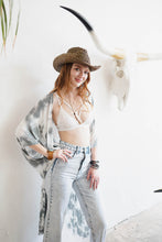 Load image into Gallery viewer, Center Cross Strap Lace Bralette