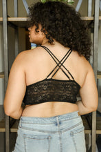 Load image into Gallery viewer, Plus Size Crochet Daisy Longline Bralette