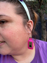 Load image into Gallery viewer, Extract of Llama Earrings
