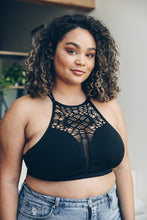 Load image into Gallery viewer, Plus Cutout Seamless Bralette
