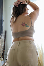 Load image into Gallery viewer, Low Back Seamless Bralette Plus Size Mocha
