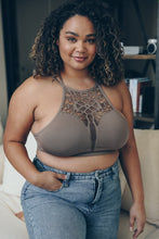 Load image into Gallery viewer, Plus Cutout Seamless Bralette 1X2X / Mocha
