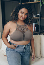 Load image into Gallery viewer, Plus Cutout Seamless Bralette
