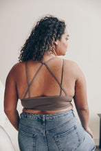 Load image into Gallery viewer, Plus Cutout Seamless Bralette
